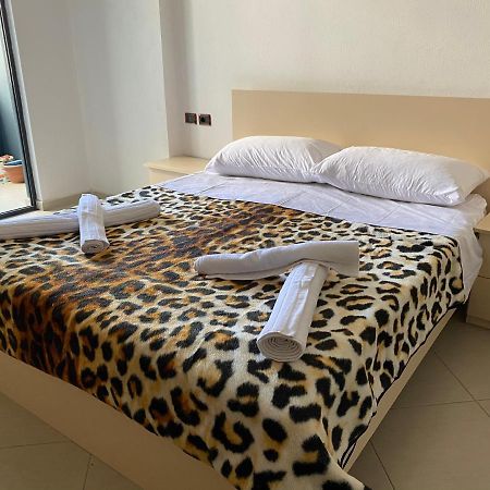טיראנה Home Sweet Home 1 - Guest House מראה חיצוני תמונה