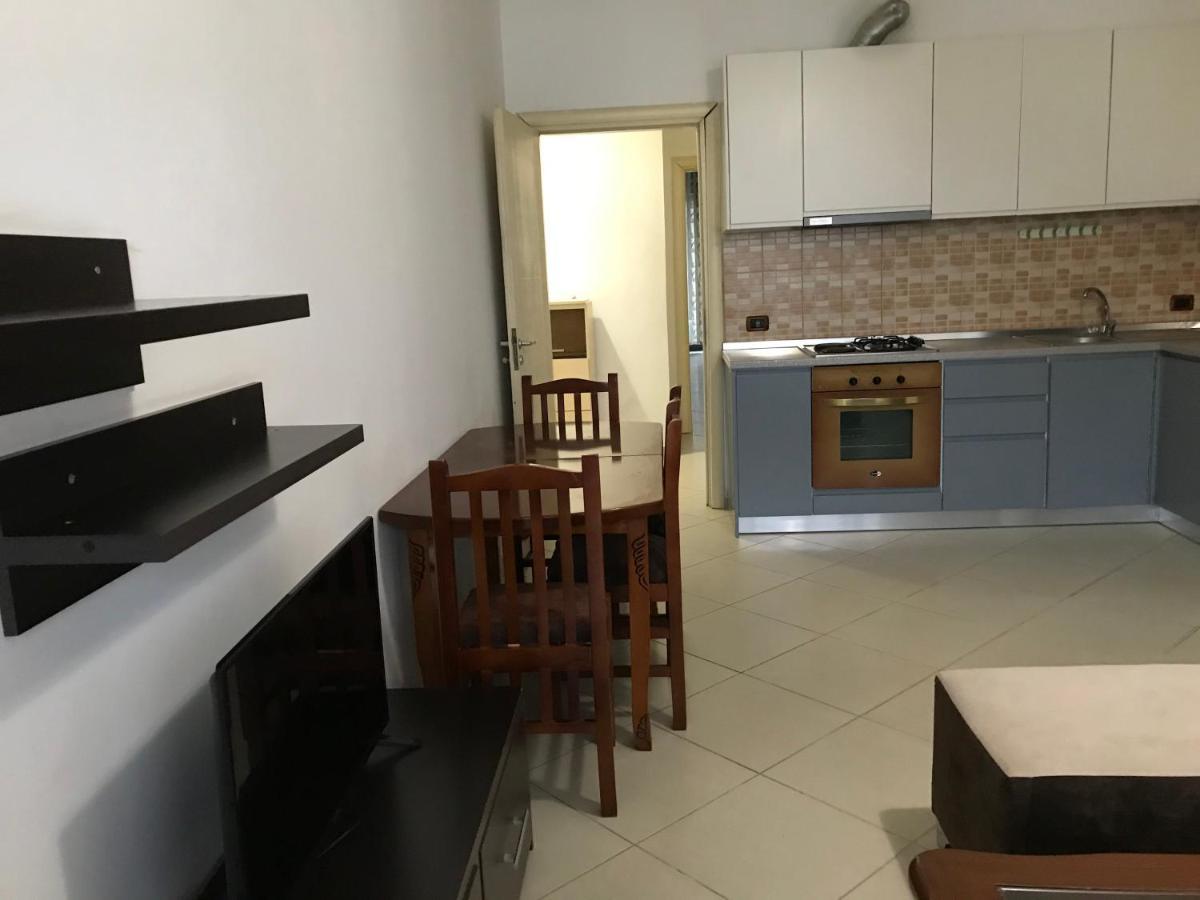 טיראנה Home Sweet Home 1 - Guest House מראה חיצוני תמונה